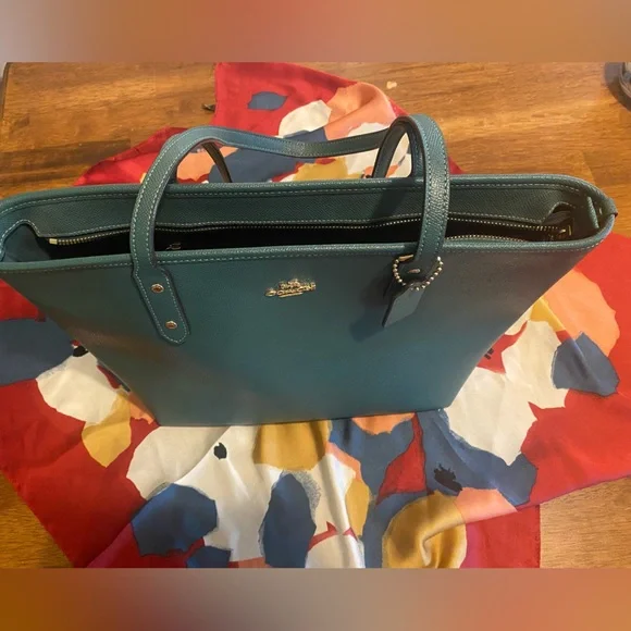Coach Zip Tote Crossgrain Leather